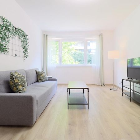 Spring House With Free Private Parking Apartment Budapest Luaran gambar