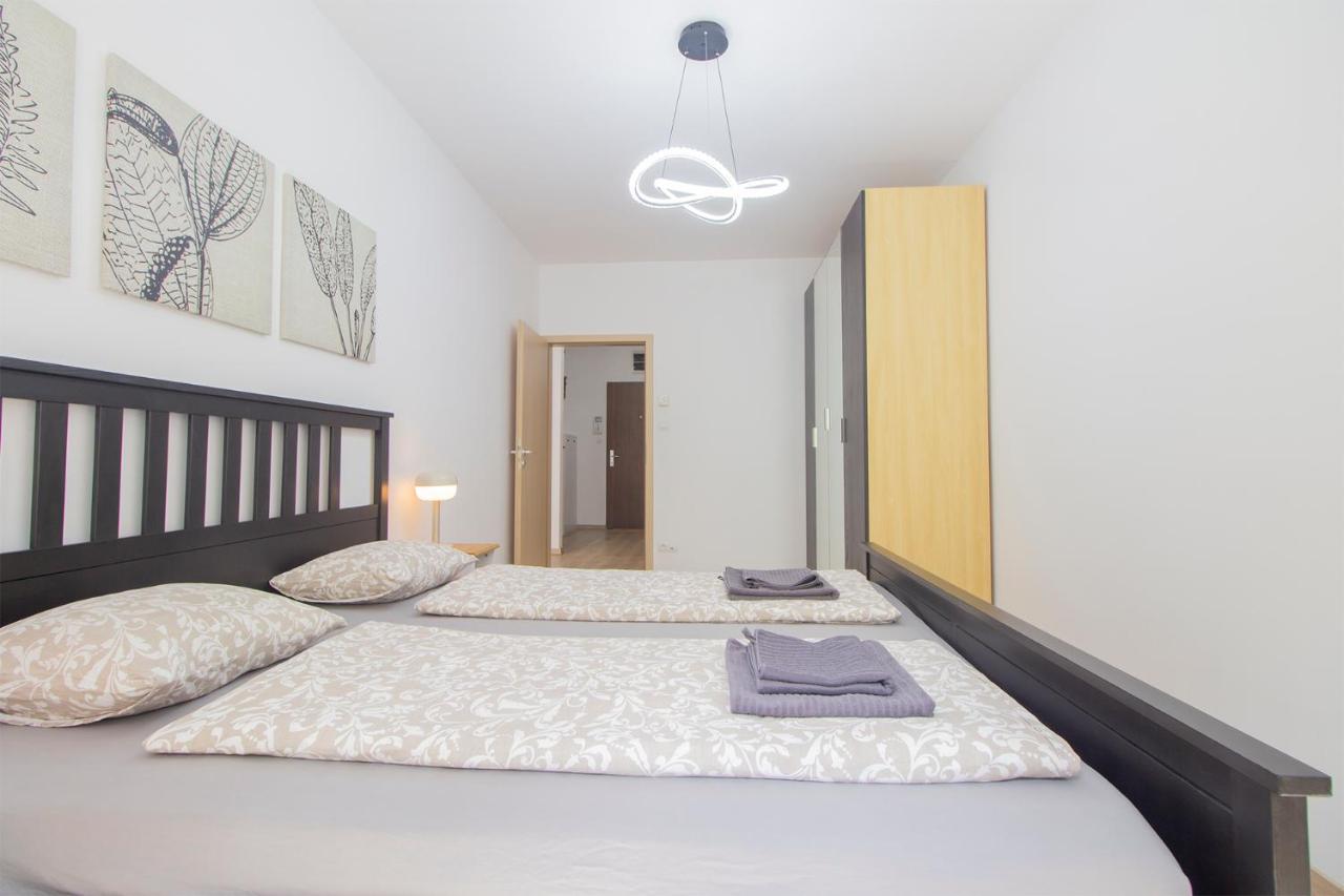 Spring House With Free Private Parking Apartment Budapest Luaran gambar