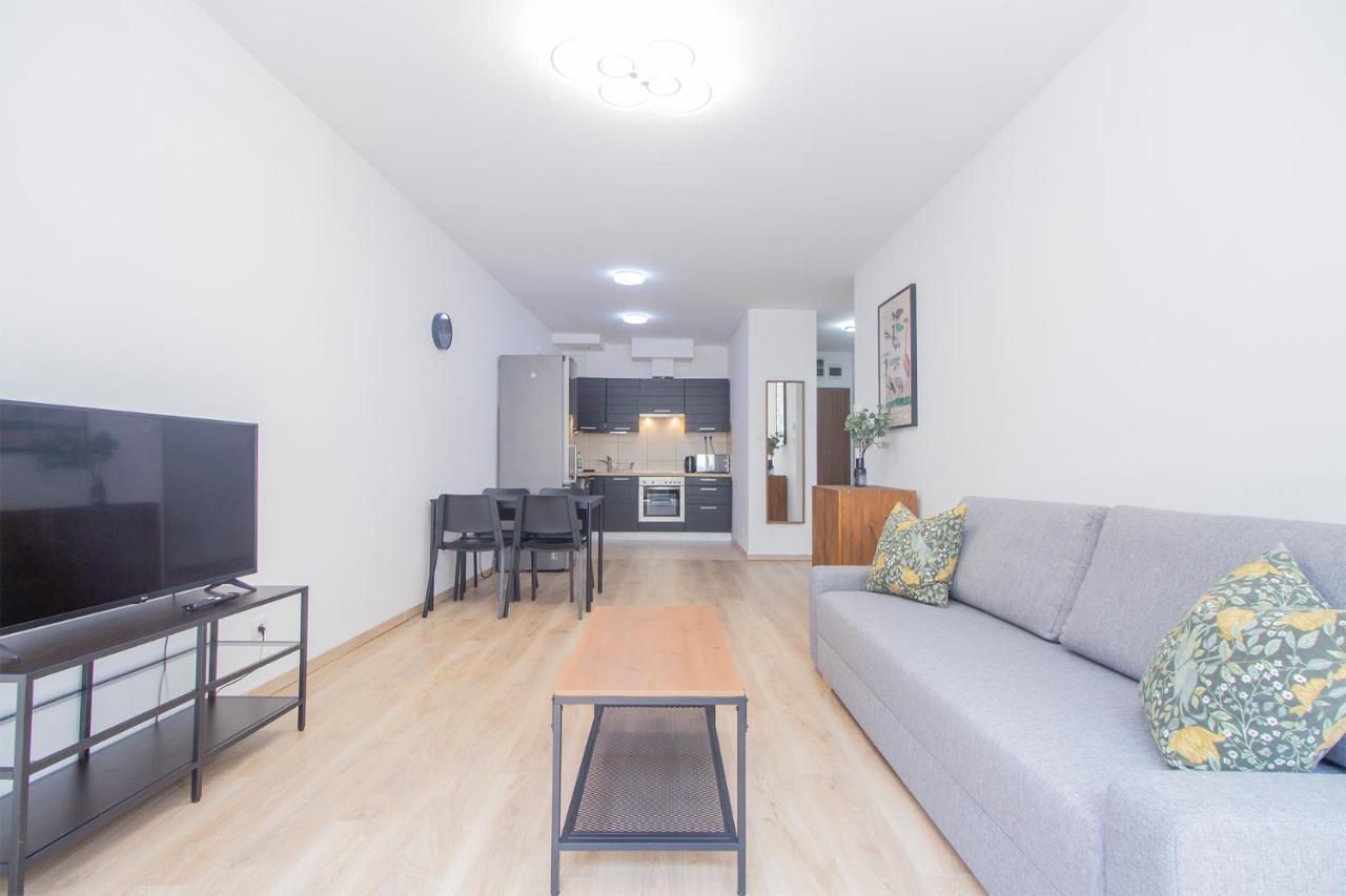 Spring House With Free Private Parking Apartment Budapest Luaran gambar