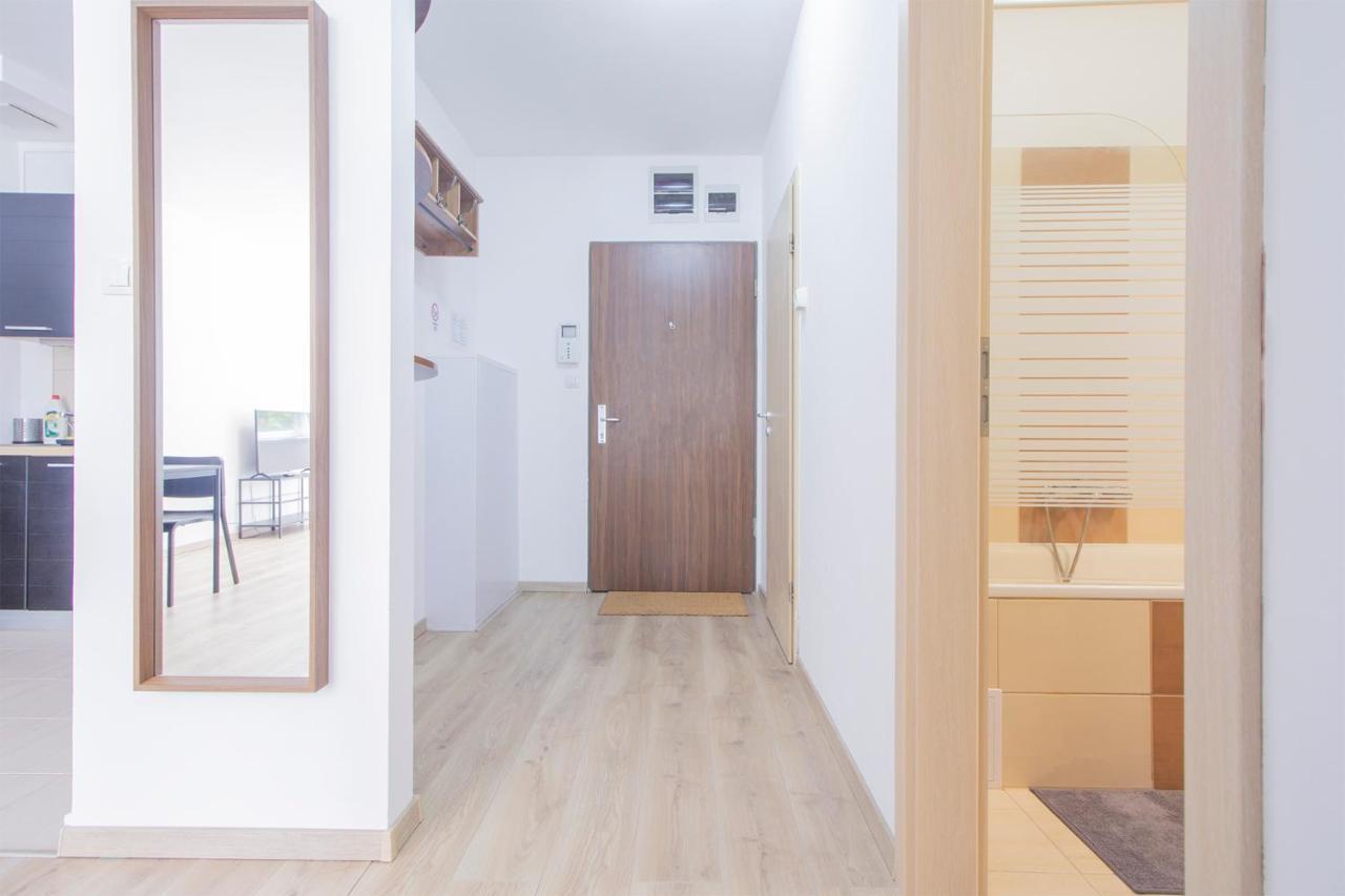 Spring House With Free Private Parking Apartment Budapest Luaran gambar